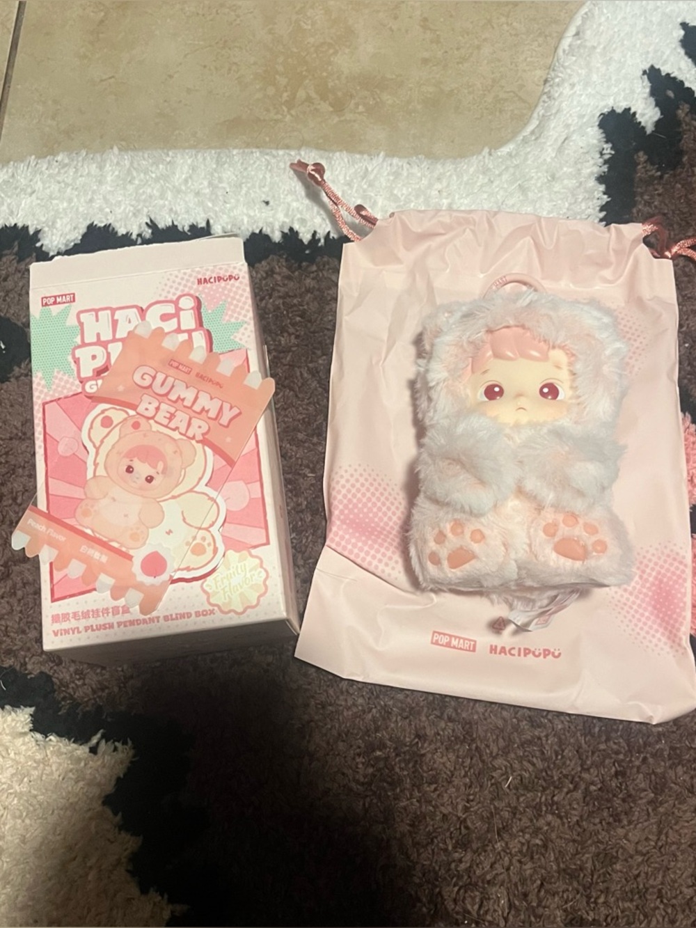 POP Mart Hacipupu Gummy Bear Peach plushie pendant